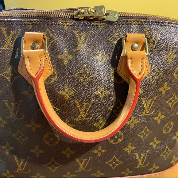 Louis Vuitton Alma PM - Picture 5 of 16